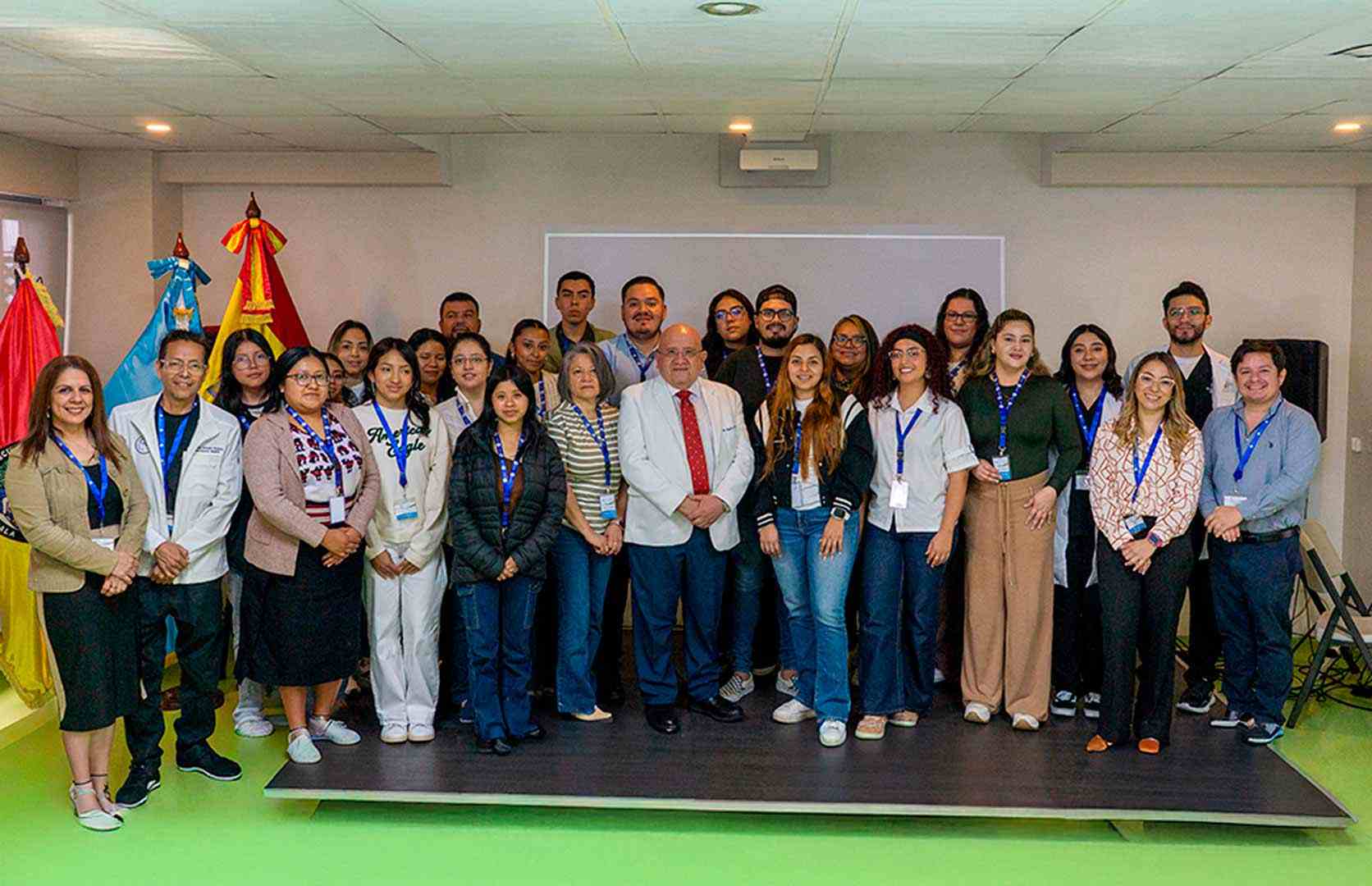 2511uni_carrousel_1672x1080