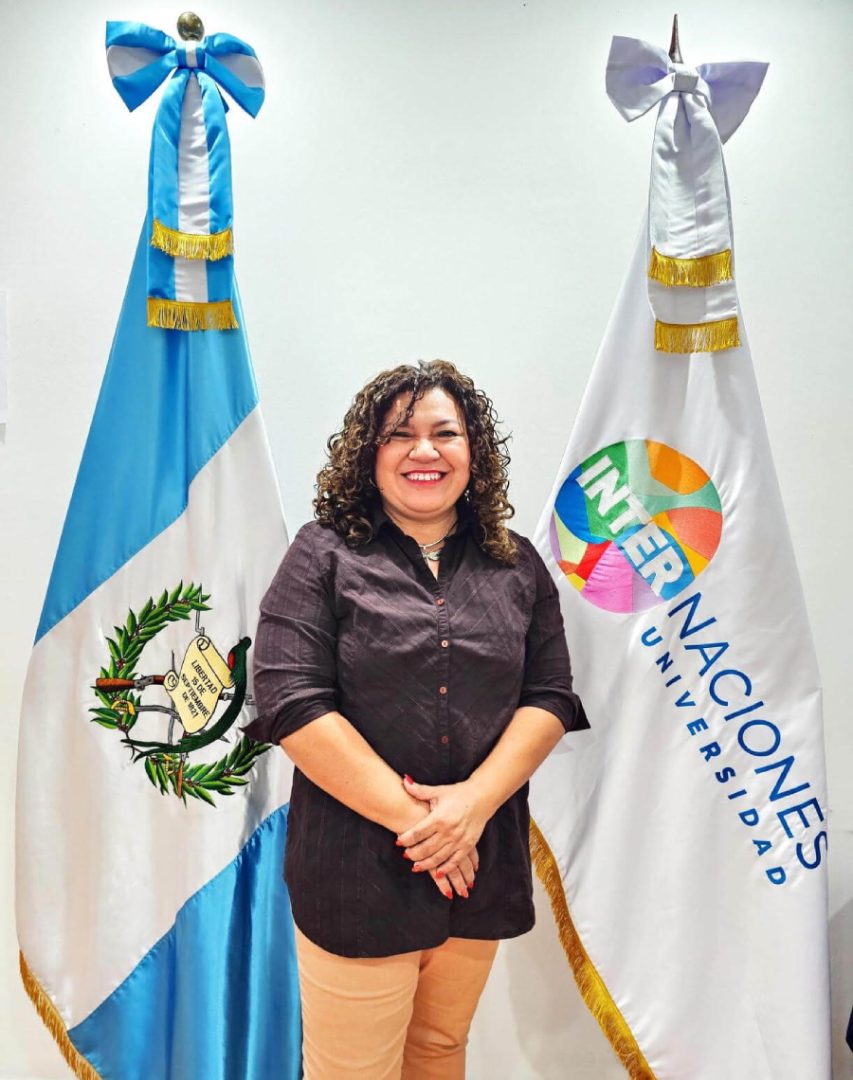 Dorian Soraya de León González, Coordinadora académica