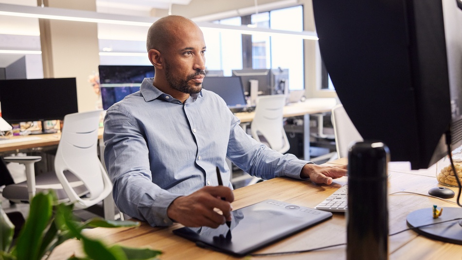 Los formatos de imagen digital son los estándares de codificación que determinan cómo se almacenan y visualizan los datos visuales en un archivo