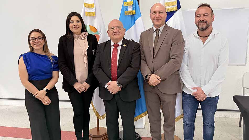 Autoridades de InterNaciones