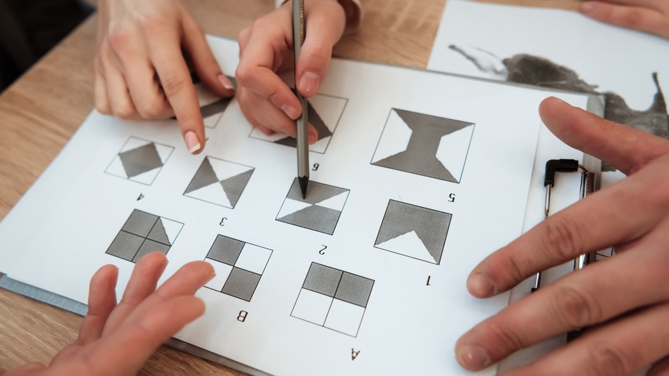 Los tests psicol&oacute;gicos son instrumentos estandarizados para medir, de forma objetiva, aspectos de la mente humana.